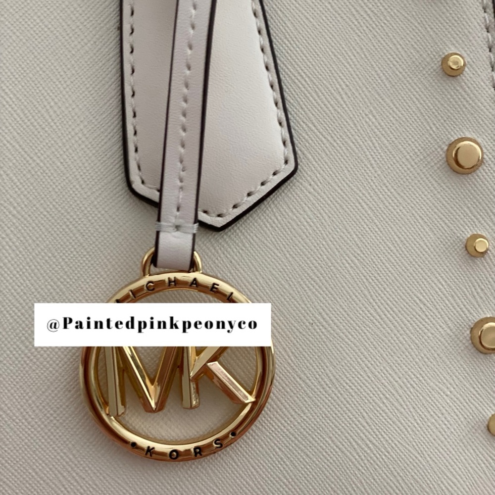 SOLD! MICHAEL KORS | White Leather Tote Crossbody Shoulder Bag Gold Hardware - Picture 6 of 16
